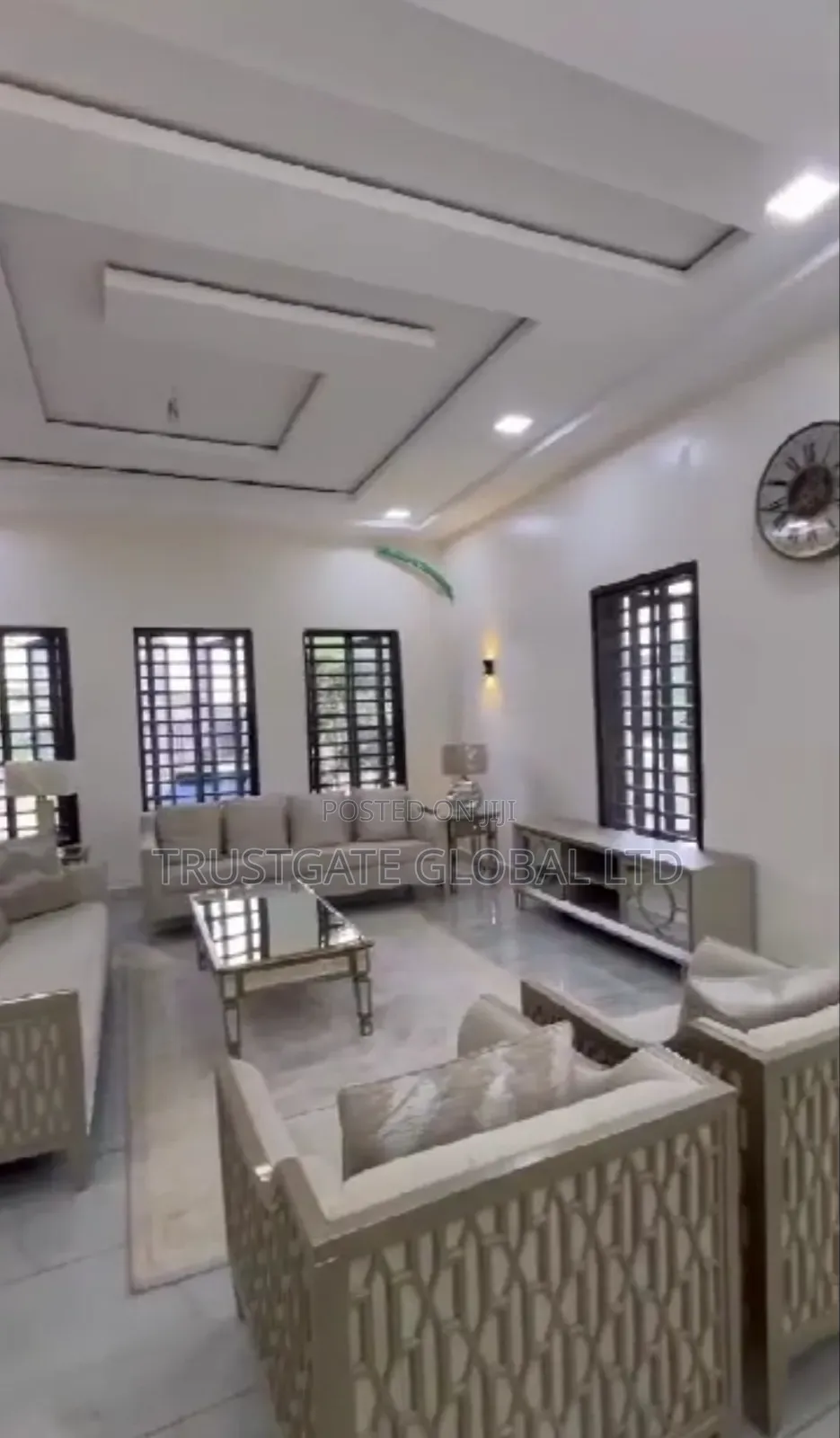 Furnished 5bdrm Duplex in Idu for sale