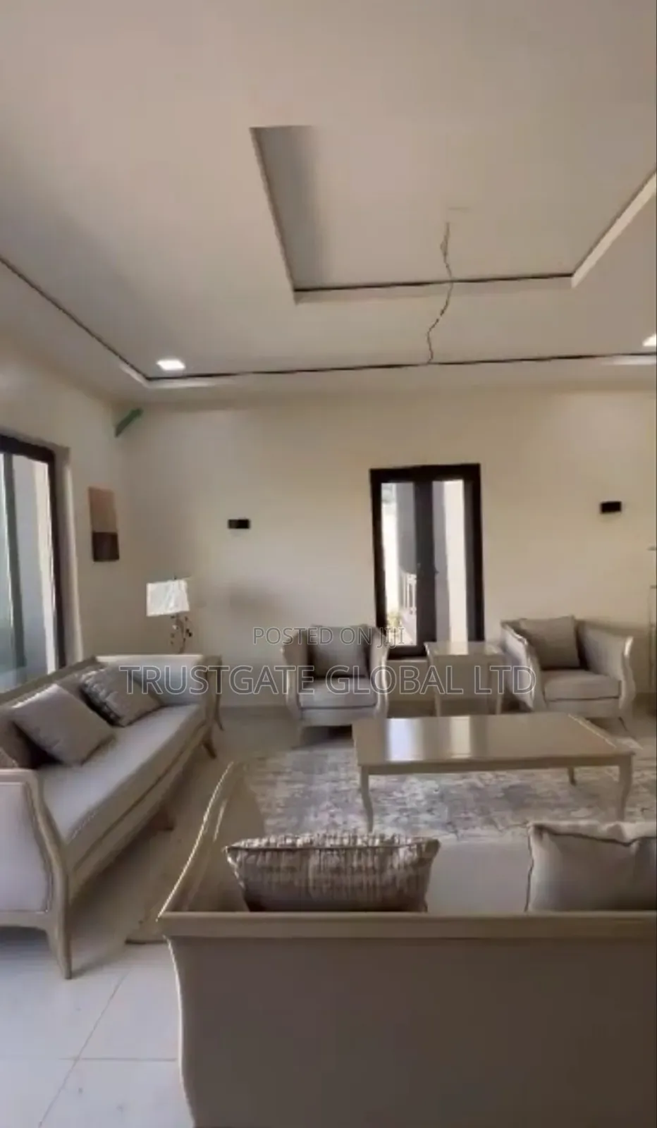 Furnished 5bdrm Duplex in Idu for sale
