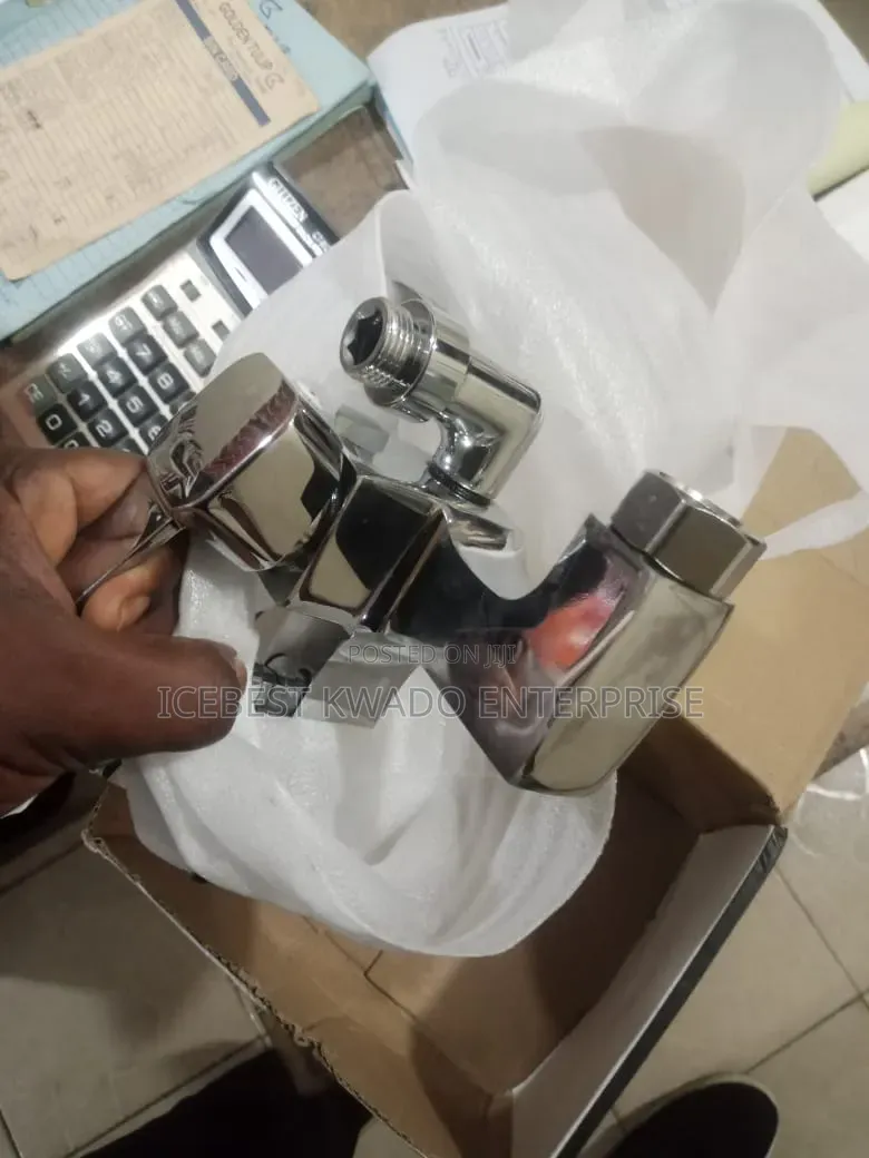 Shower Mixer Tap With Original Bottle Trap