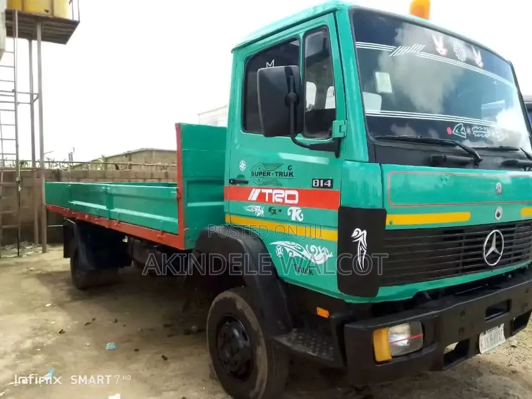 Mercedes Benz Truck