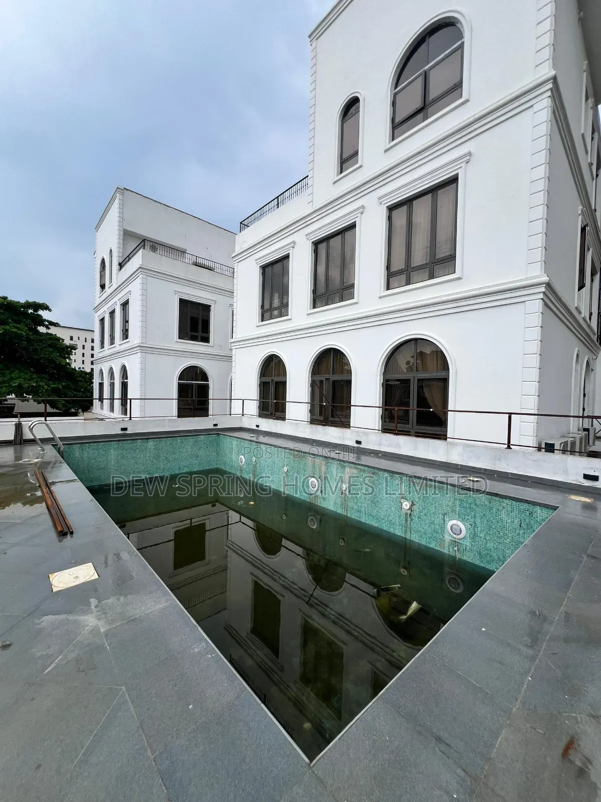 4bdrm Duplex in Old Ikoyi for sale