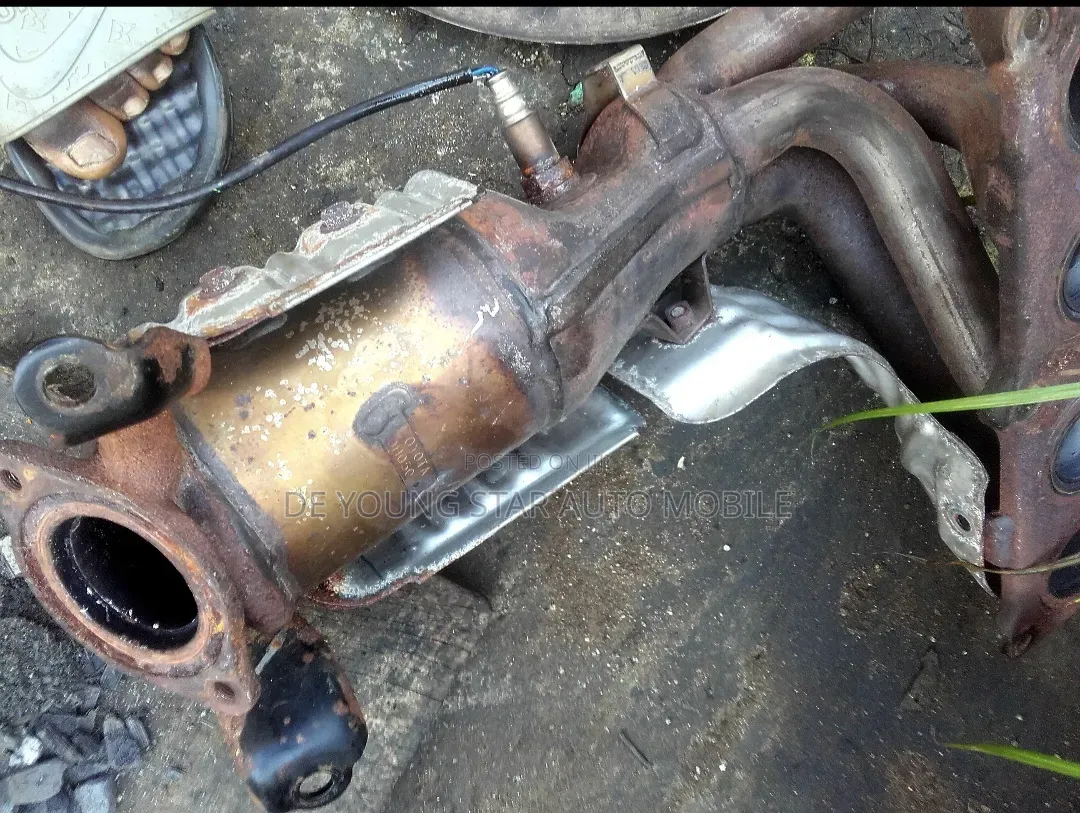 Direct Tokunbo Engine Catalyst for Toyota Camry 2007 Model 4plug