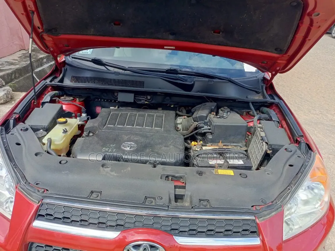 Toyota RAV4 Limited 2011 Red