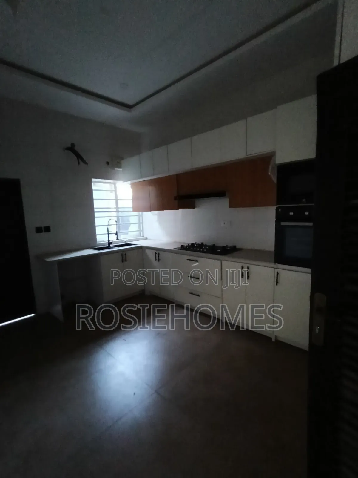 4bdrm Duplex in Mobile Road Ajah for rent
