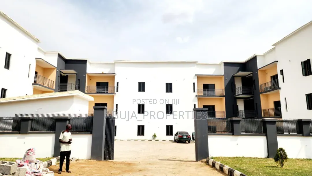 3bdrm Apartment in Kaura for sale