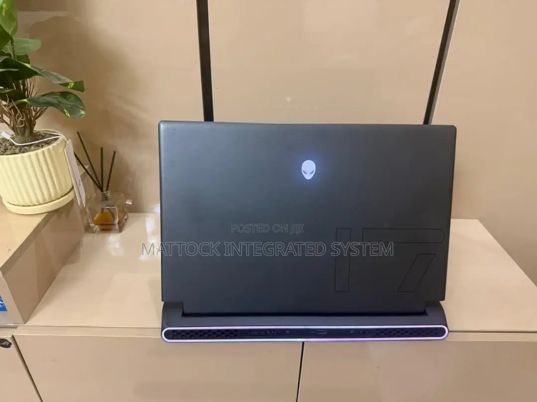 Laptop Dell 16GB AMD Ryzen 9 SSD 1T