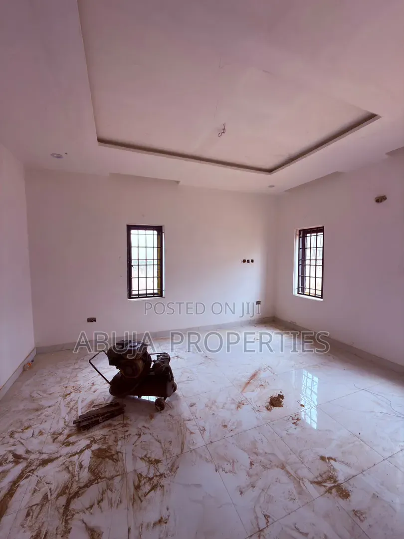 3bdrm Apartment in Life Camp for sale