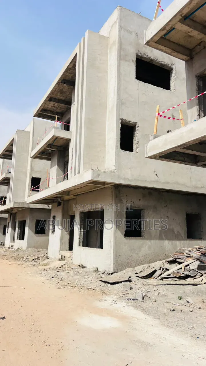 4bdrm Duplex in Jabi for sale