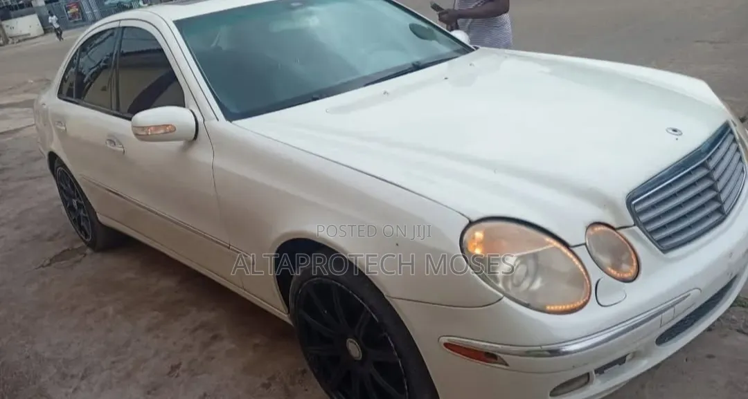 Mercedes-Benz E350 2006 White
