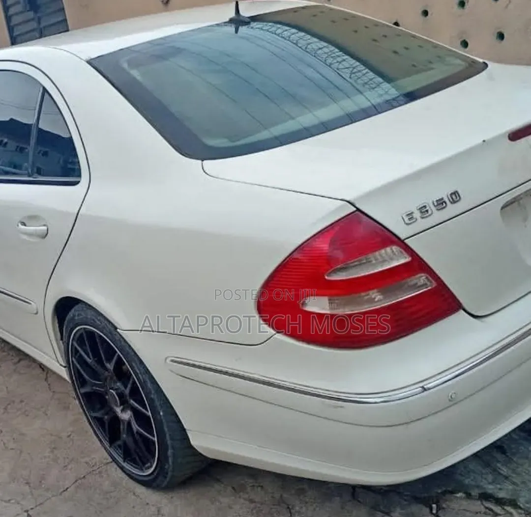Mercedes-Benz E350 2006 White