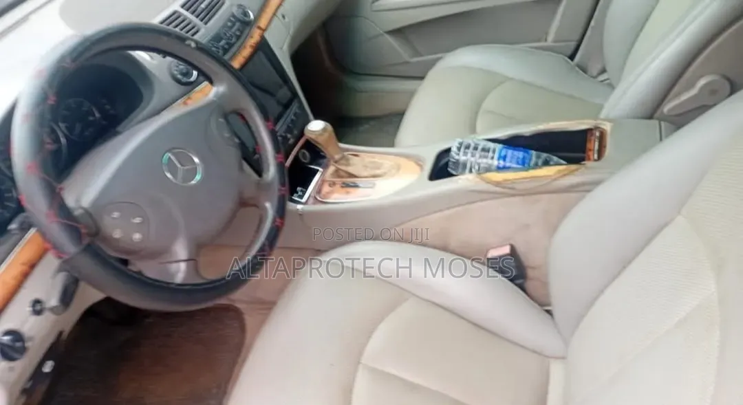 Mercedes-Benz E350 2006 White