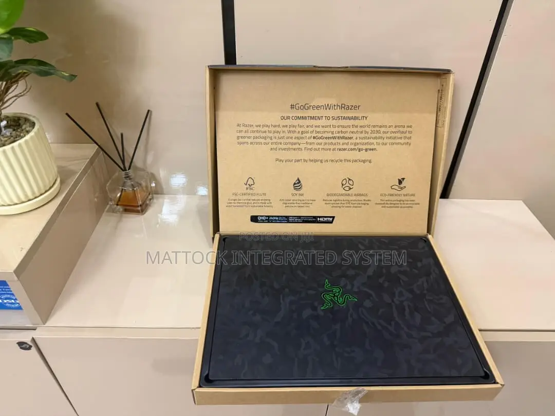 Laptop Razer Blade 16GB AMD Ryzen 9 SSD 1T