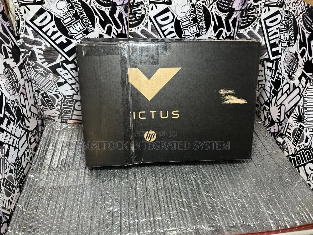 Laptop HP Victus 15 16GB AMD Ryzen 7 SSD 1T