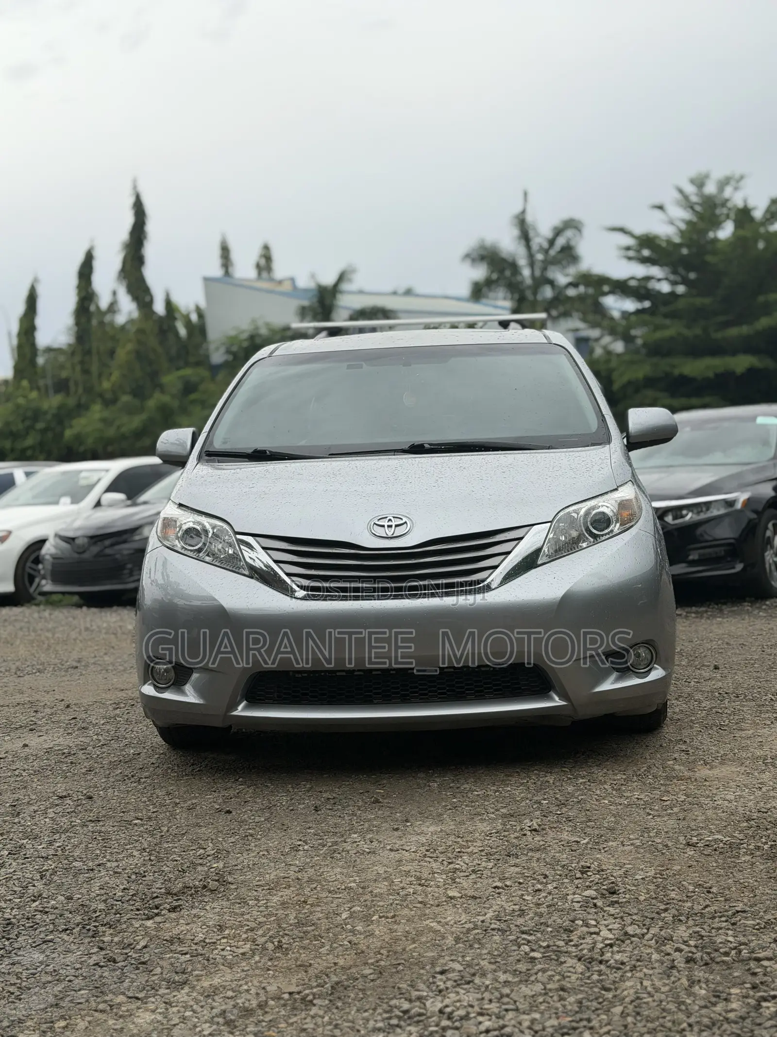 Toyota Sienna 2016 Silver
