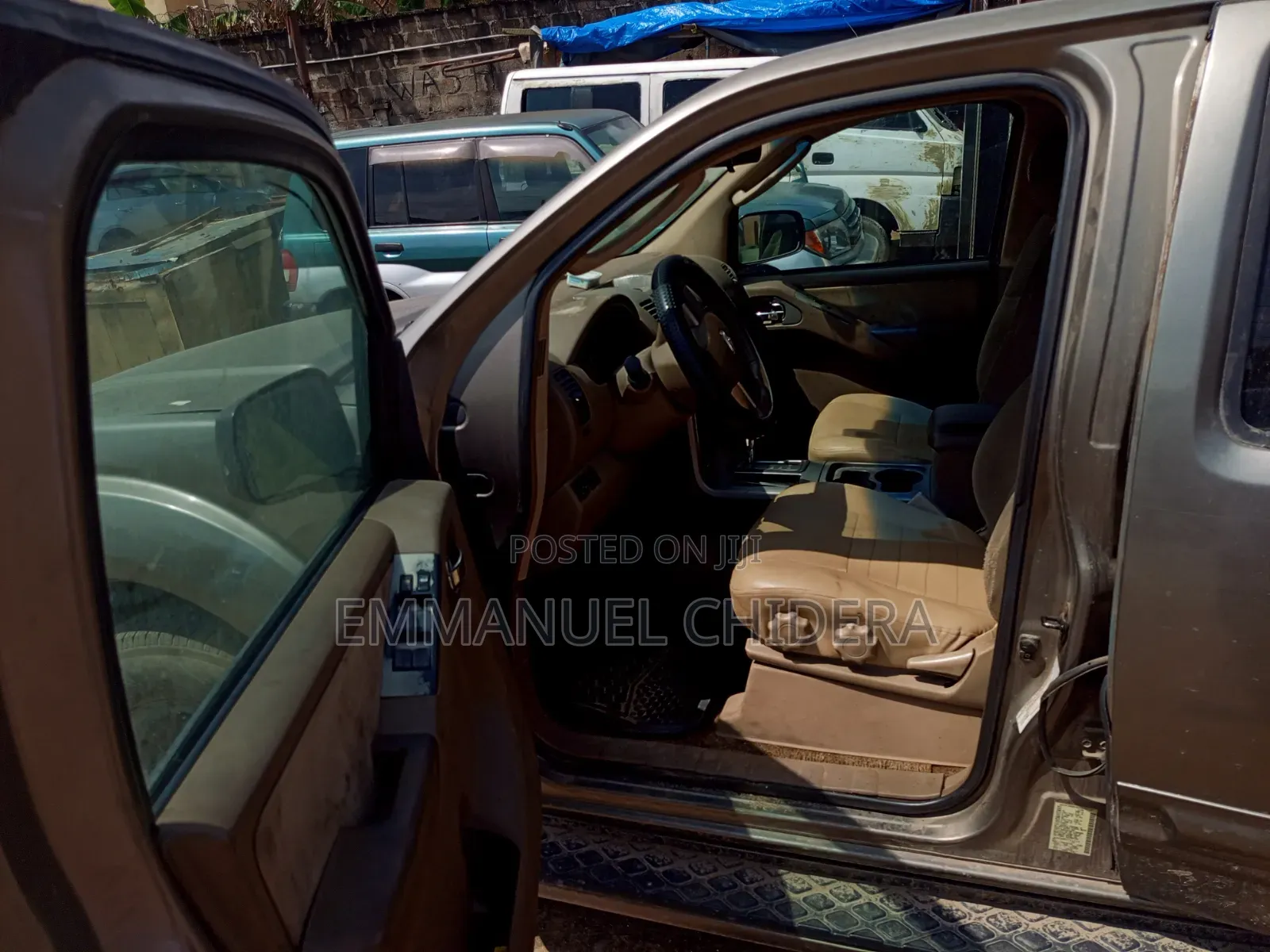 Nissan Pathfinder 2005 Gray