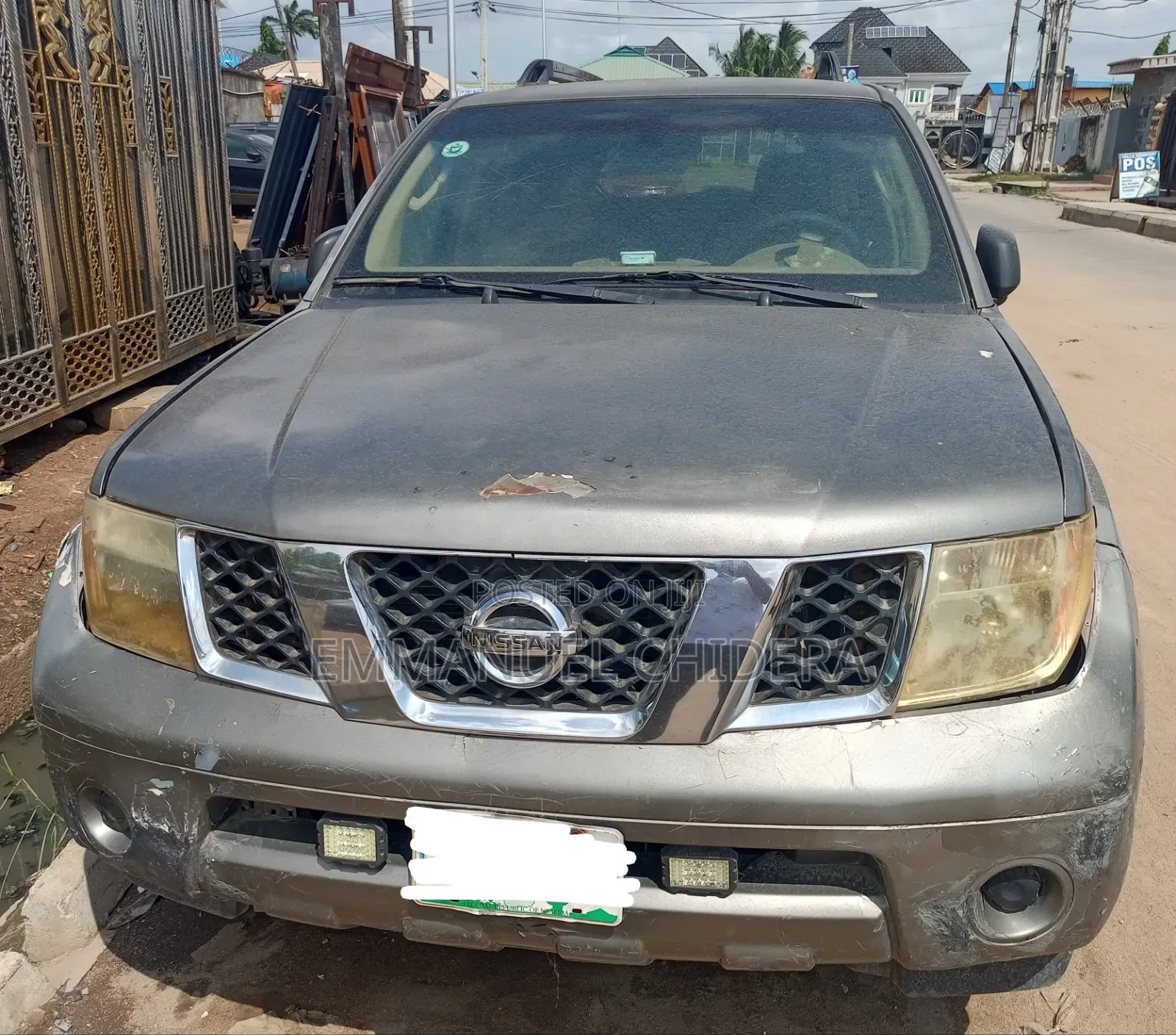 Nissan Pathfinder 2005 Gray