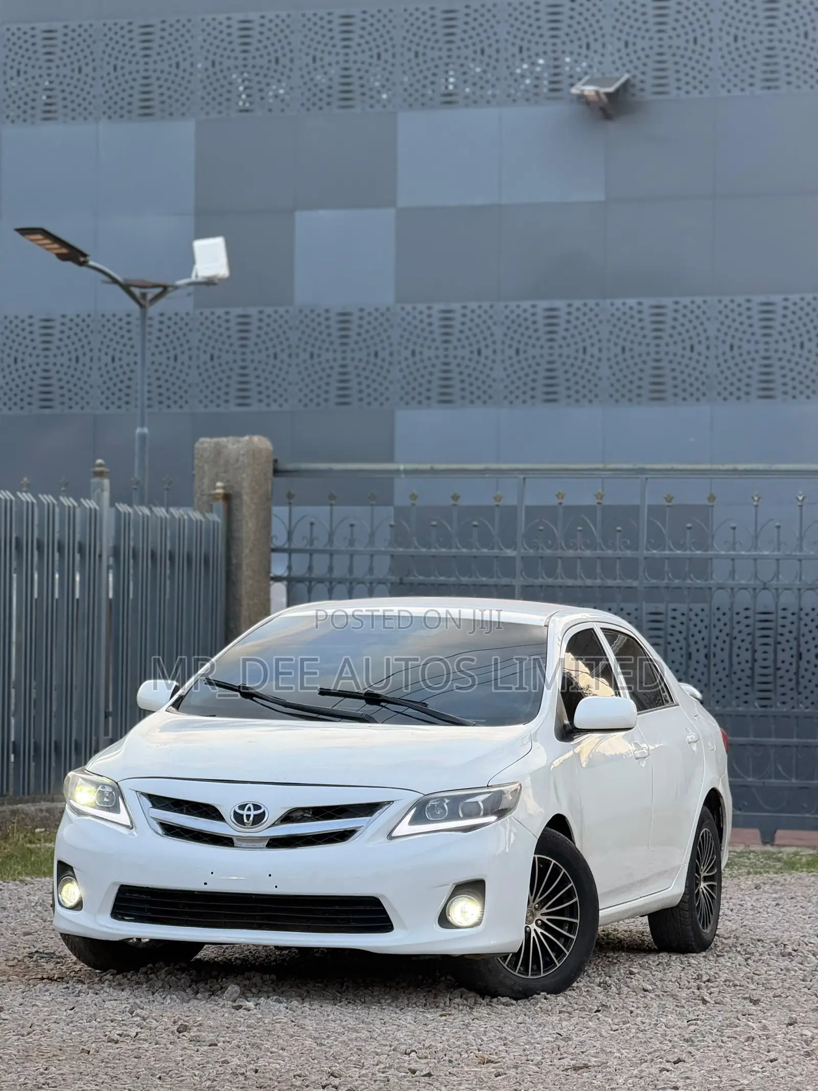 Toyota Corolla 2010 White