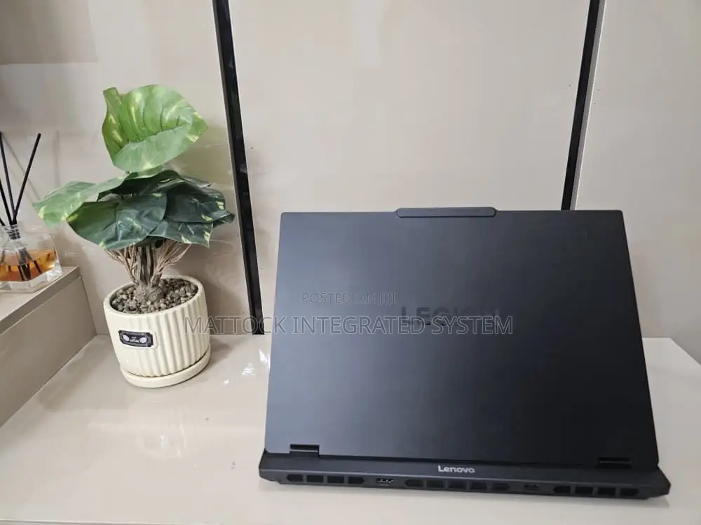 Laptop Lenovo Legion 5 16GB Intel Core i9 SSD 1T
