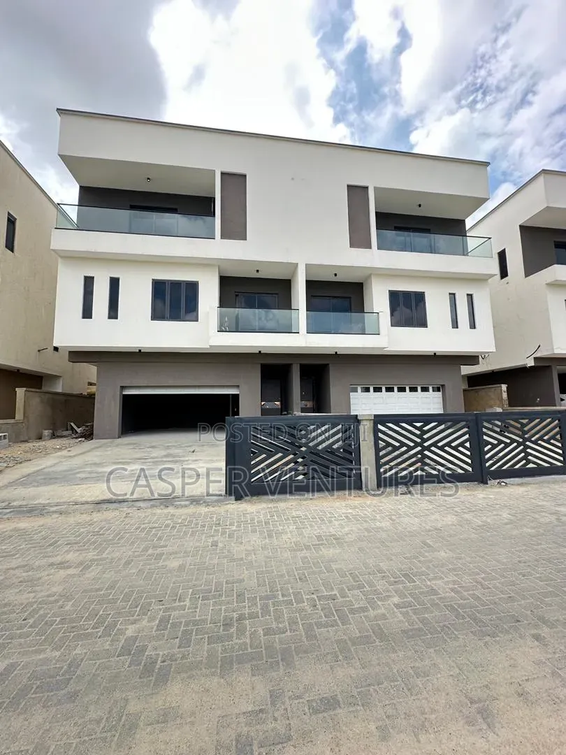 4bdrm Duplex in Freedom, Lekki Phase 1 for sale