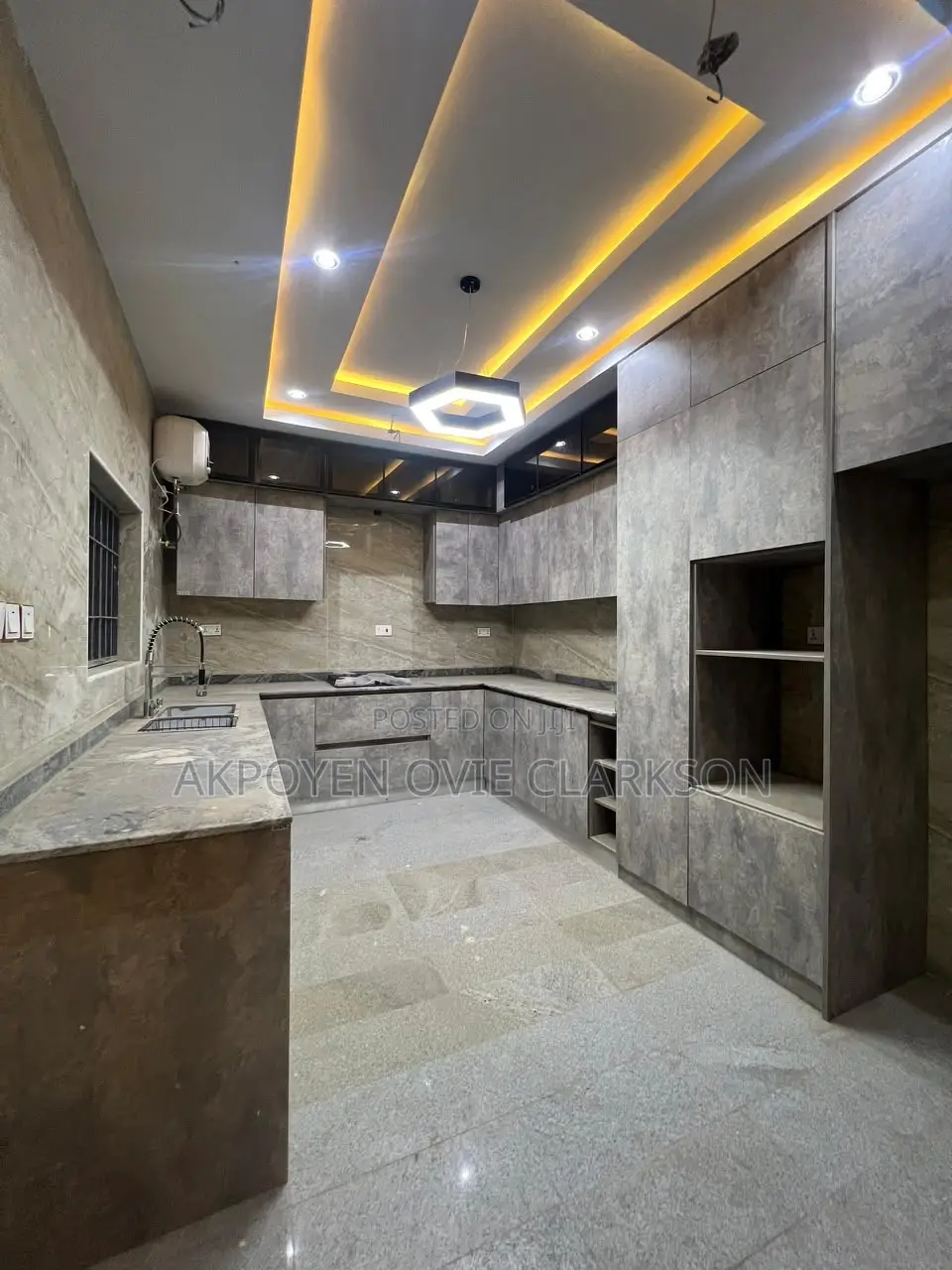 3bdrm Penthouse in Guzape District for sale