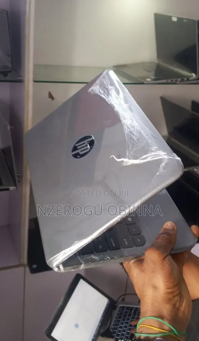 New Laptop HP Stream 11 4GB Intel Celeron SSD 60GB