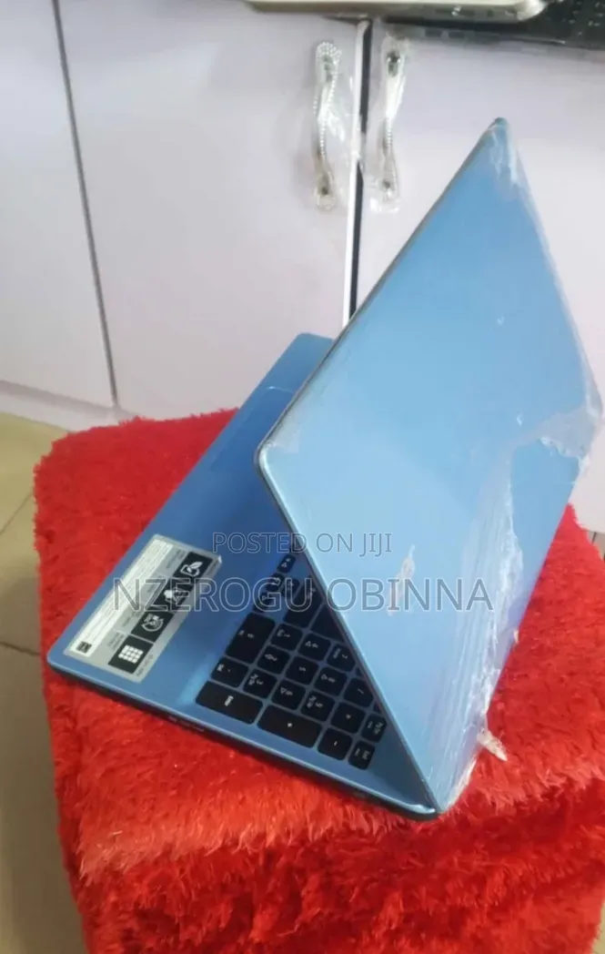 Laptop Acer Aspire E1-530 4GB Intel Core i3 HDD 320GB