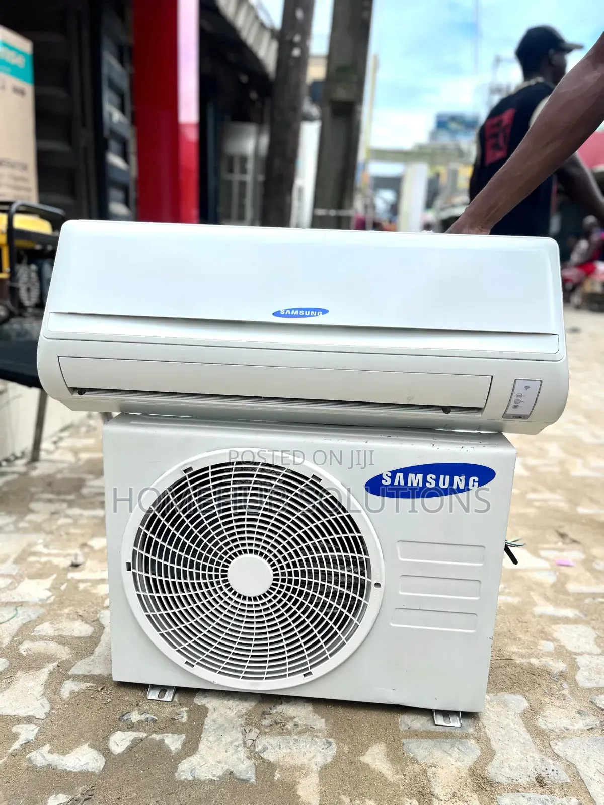 Clean 1.5hp Samsung Air Conditioner