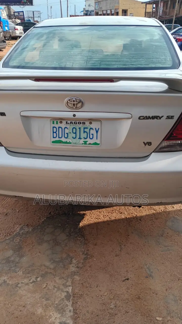 Toyota Camry 2026 Silver