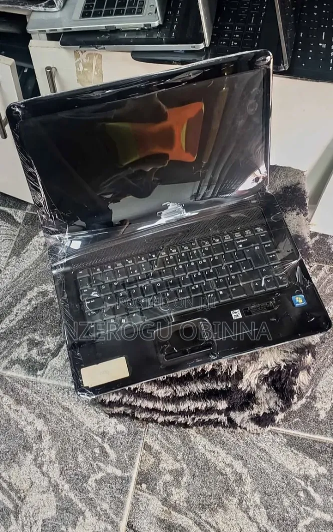 New Laptop HP Compaq 615 4GB Intel Core 2 Quad HDD 250GB