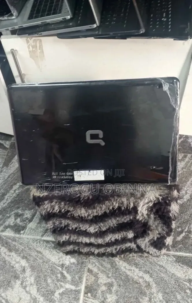 New Laptop HP Compaq 615 4GB Intel Core 2 Quad HDD 250GB