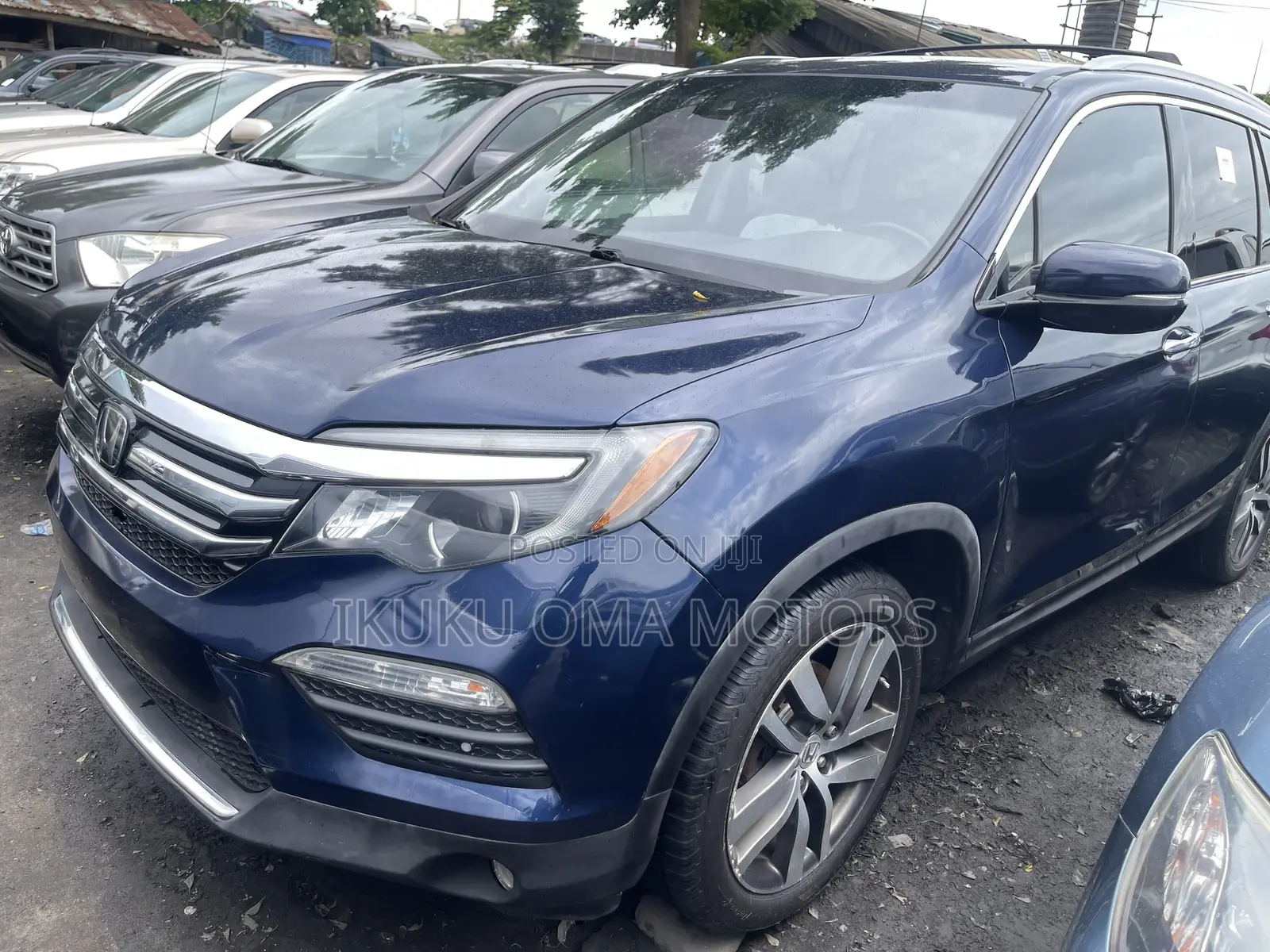 Honda Pilot Touring 4dr SUV 4WD (3.5L 6cyl 9A) 2017 Blue