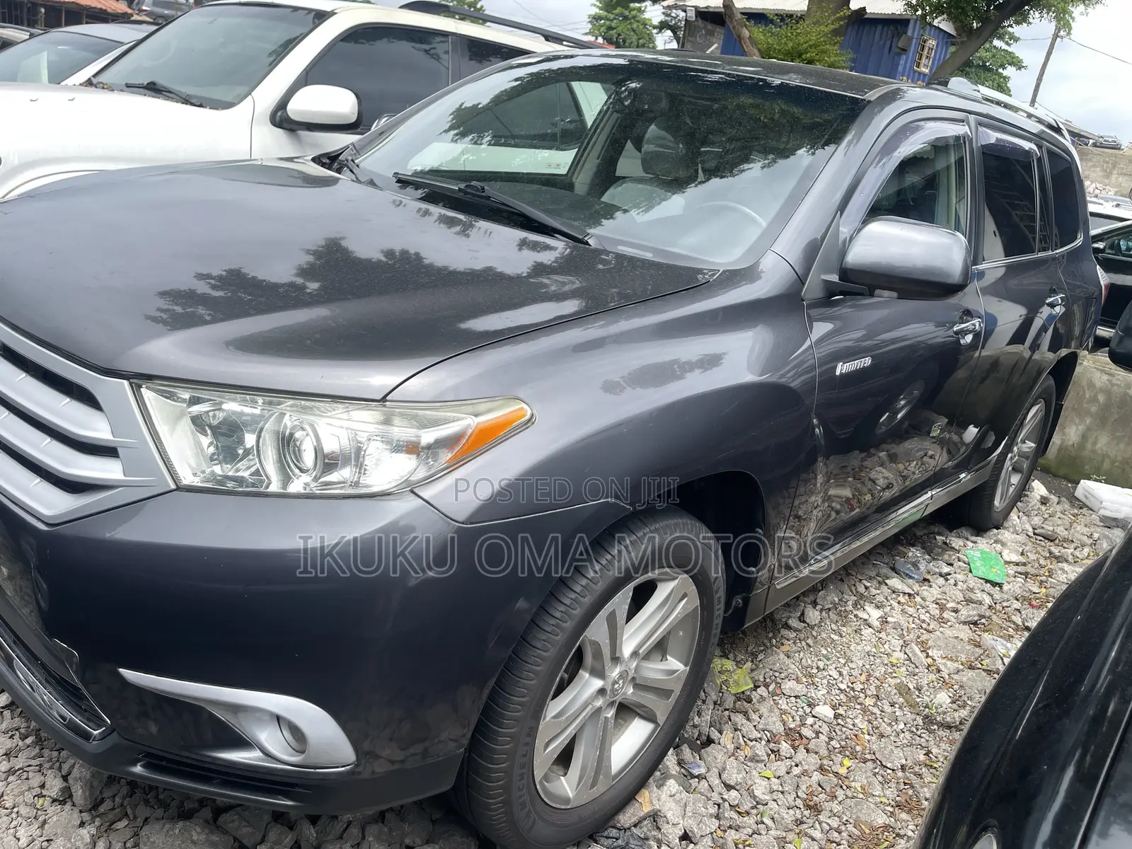 Toyota Highlander Limited 3.5l 4WD 2013 Gray