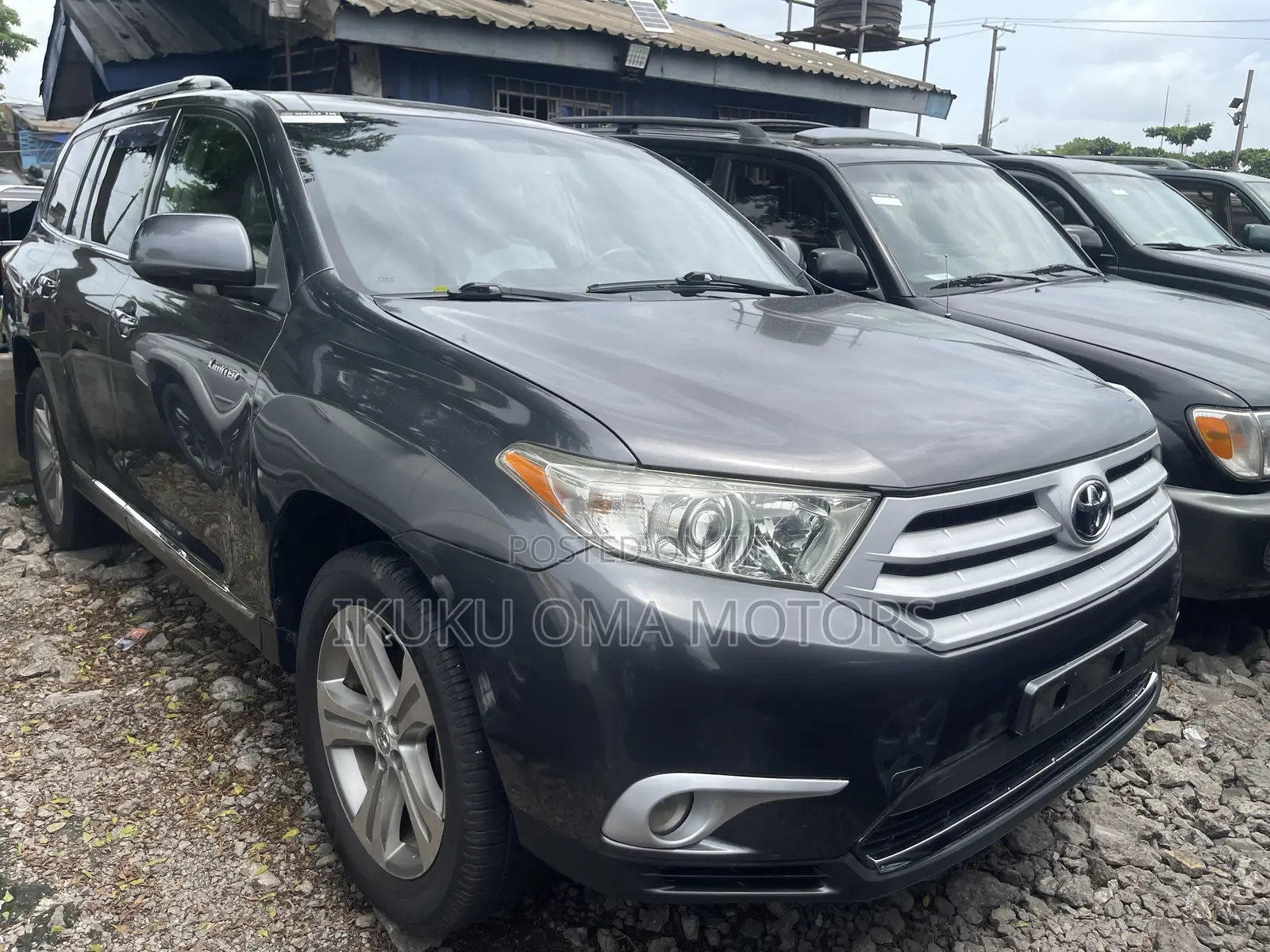 Toyota Highlander Limited 3.5l 4WD 2013 Gray