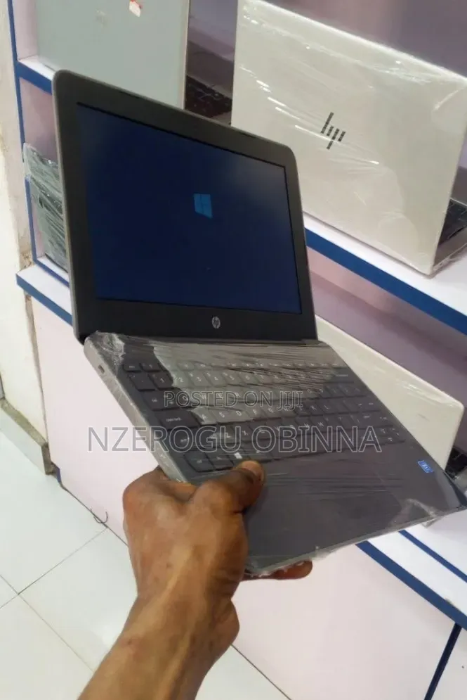 New Laptop HP Stream 11 4GB Intel Celeron SSD 60GB