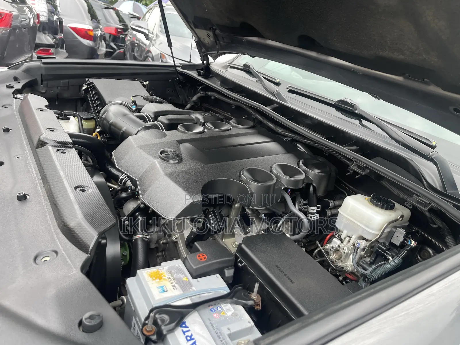 Toyota 4-Runner Limited 4WD 2010 Gray