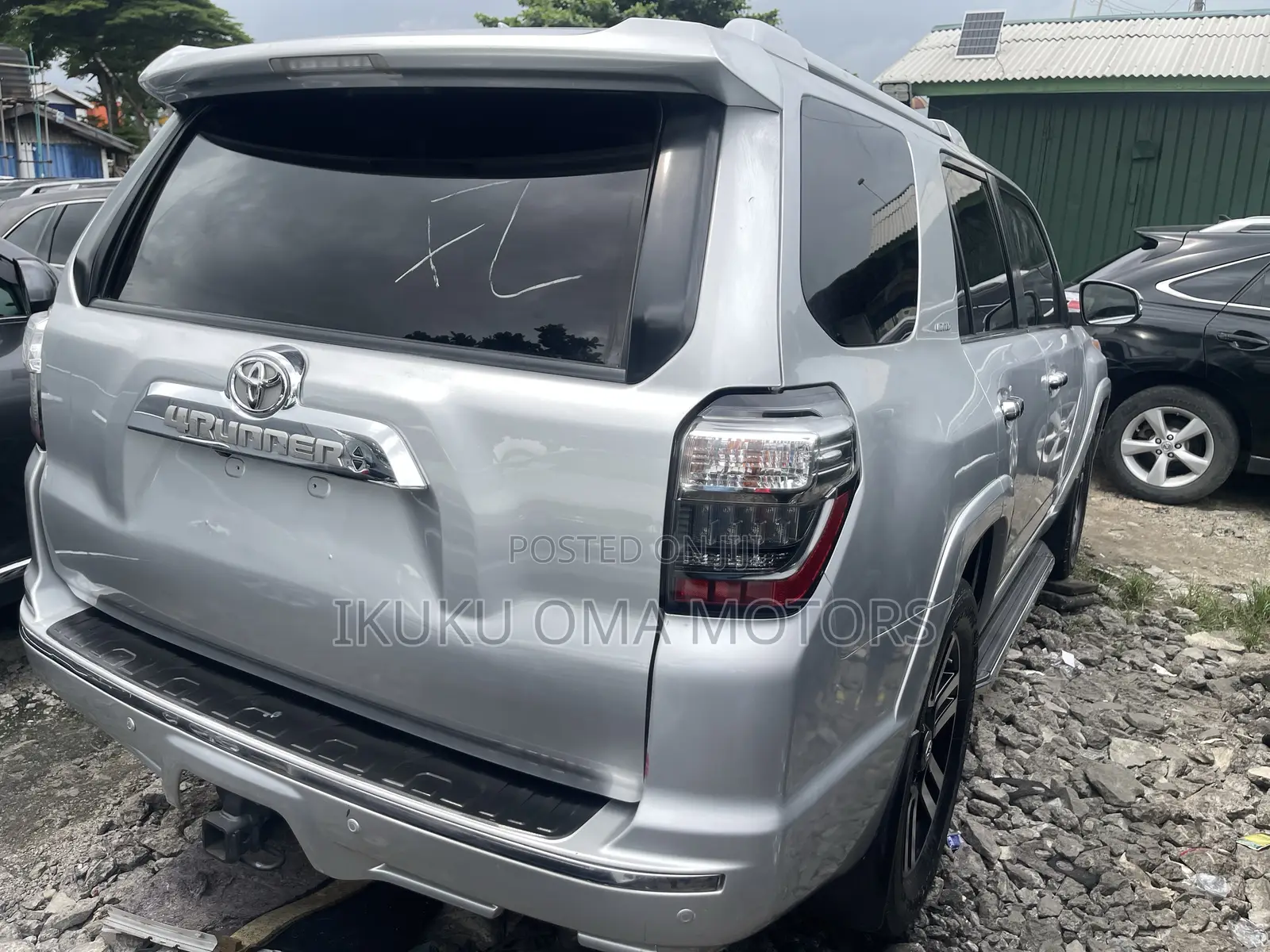Toyota 4-Runner Limited 4dr SUV 4WD (4.0L 6cyl 5A) 2015 Silver