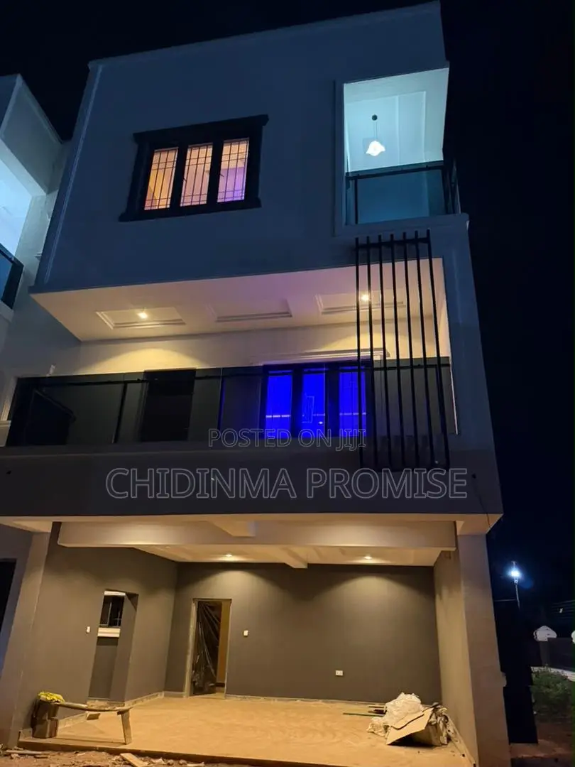3bdrm Penthouse in Guzape for sale