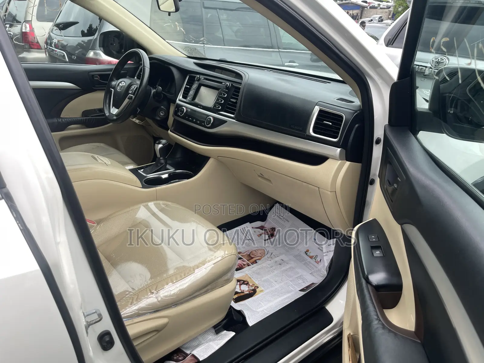Toyota Highlander Limited 4dr SUV AWD (3.5L 6cyl 6A) 2015 White