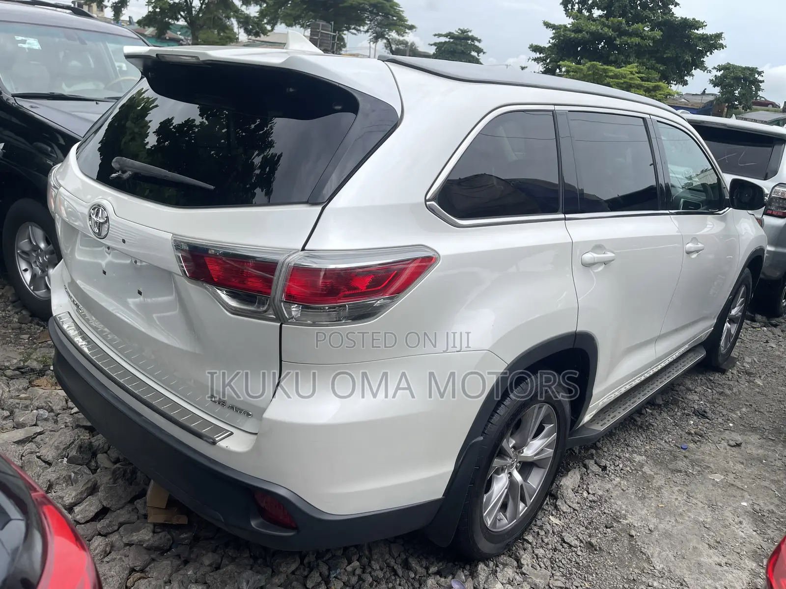 Toyota Highlander Limited 4dr SUV AWD (3.5L 6cyl 6A) 2015 White