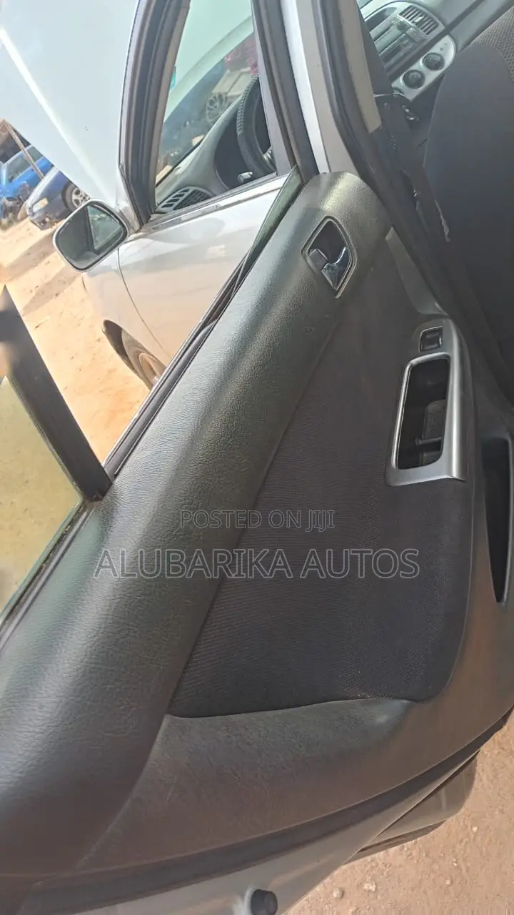 Toyota Camry 2010 Green