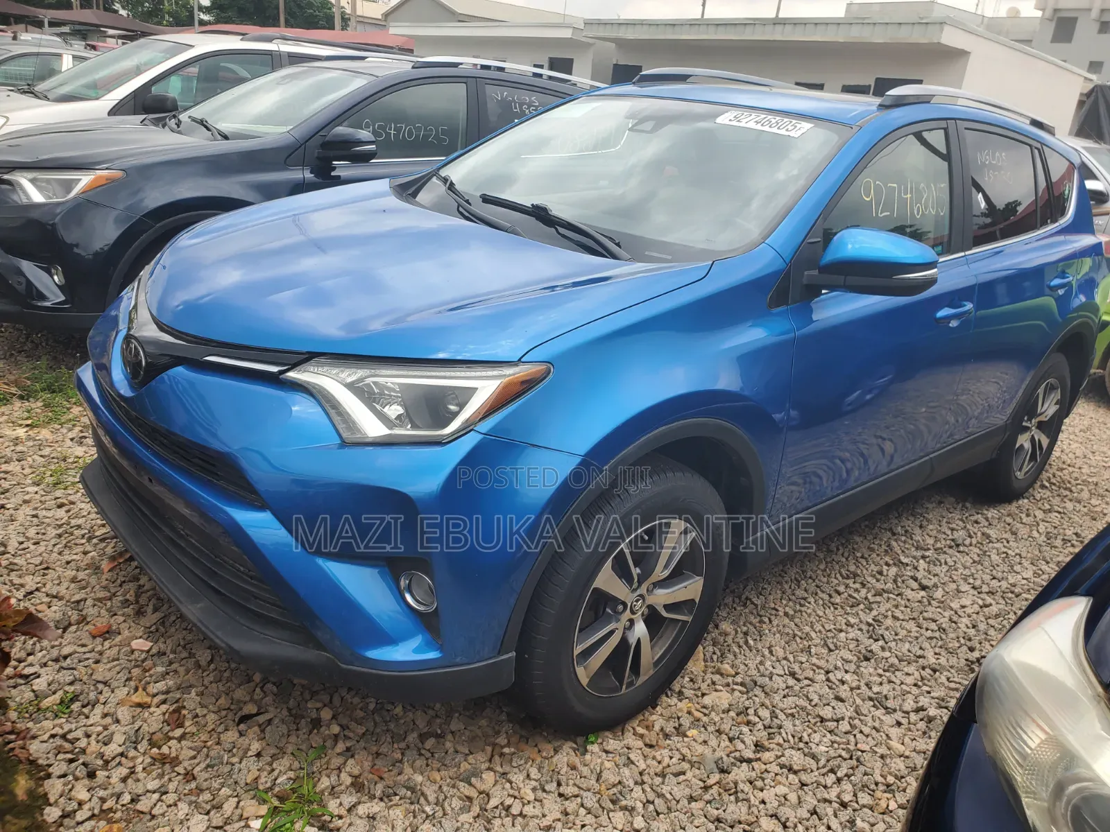 Toyota RAV4 2018 Blue