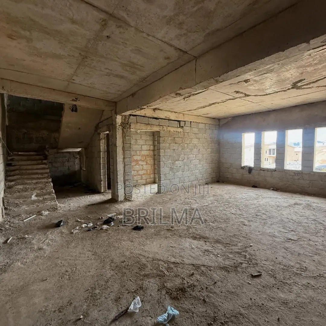 3bdrm Duplex in Asokoro for sale