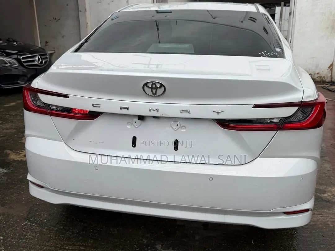 New Toyota Camry 2025 White