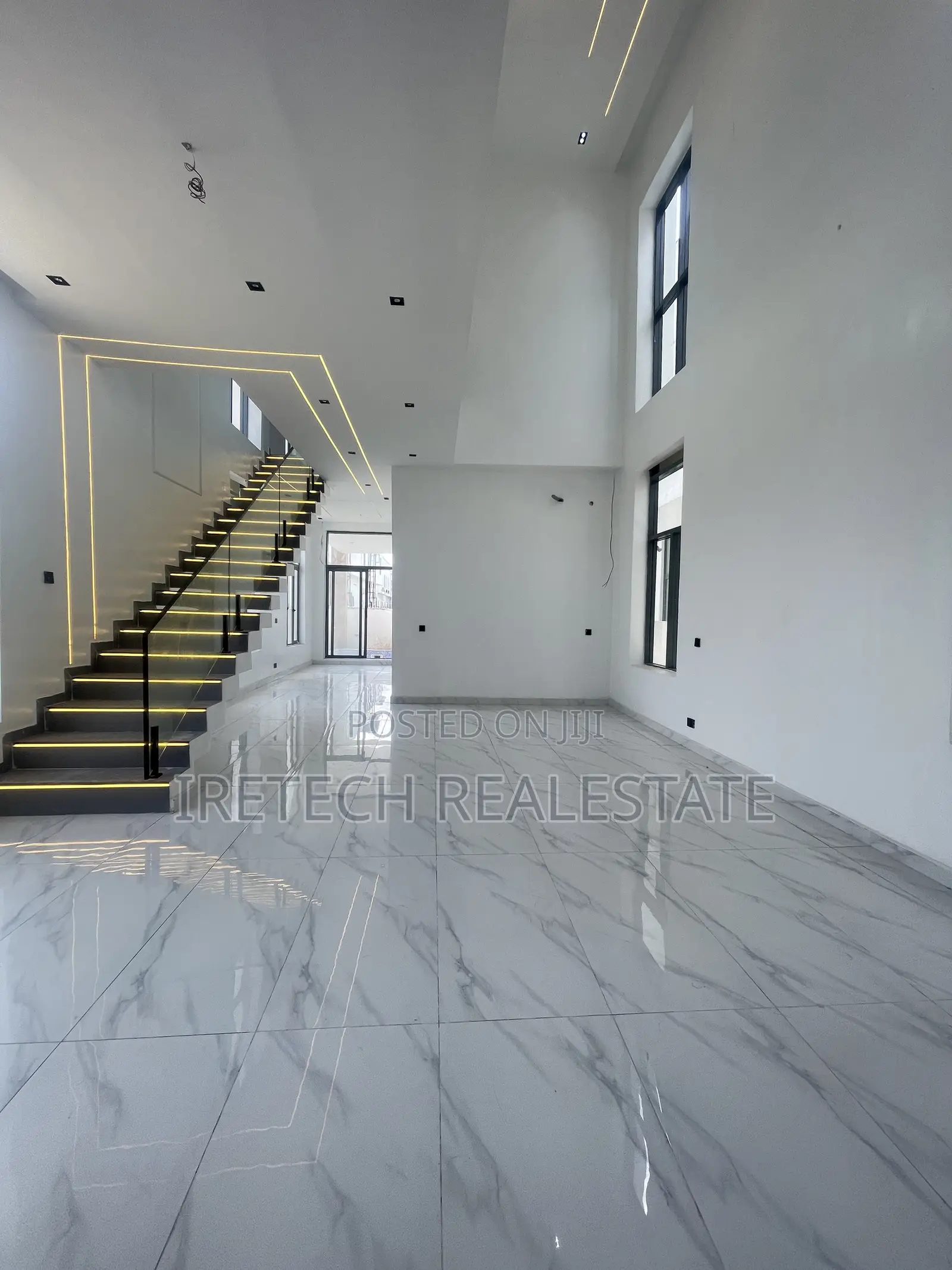 5bdrm Duplex in Ajah In A Tight for sale