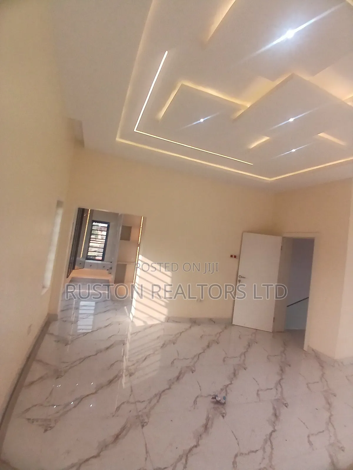 4bdrm Mansion in Ibadan for sale