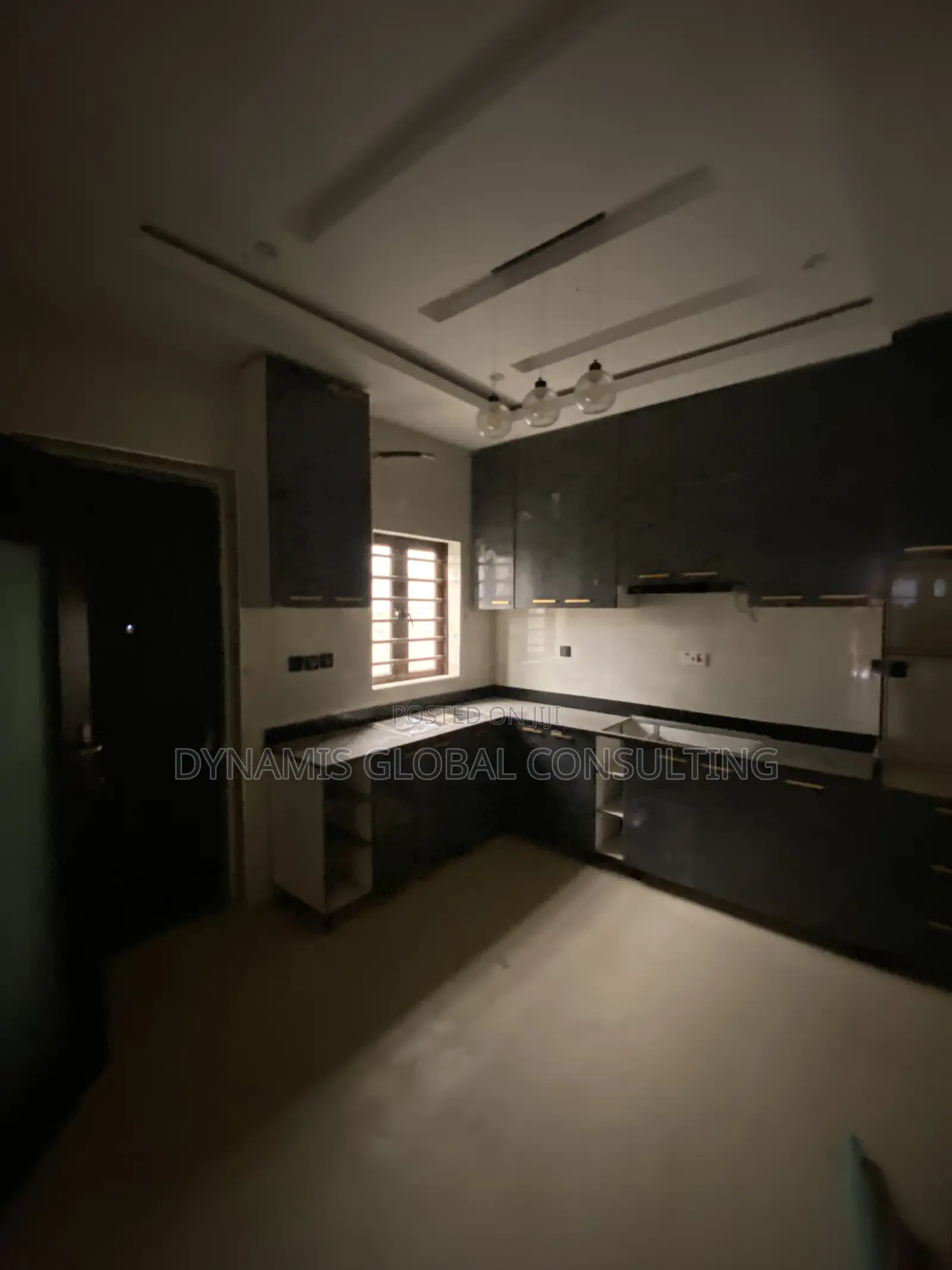 Furnished 4bdrm Duplex in Unilag Estate, for sale