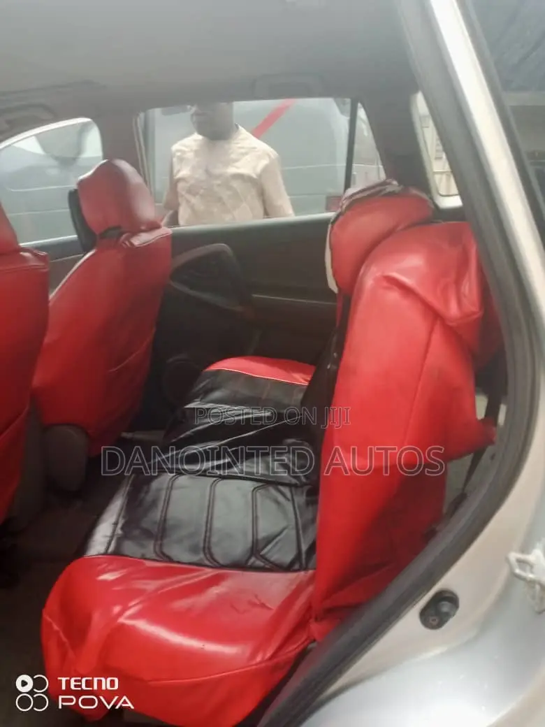 Toyota RAV4 2.5 4x4 2011