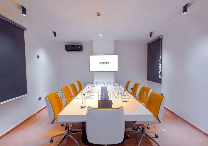 Urban Luna Fully Equipped 12 Seater Conference Room