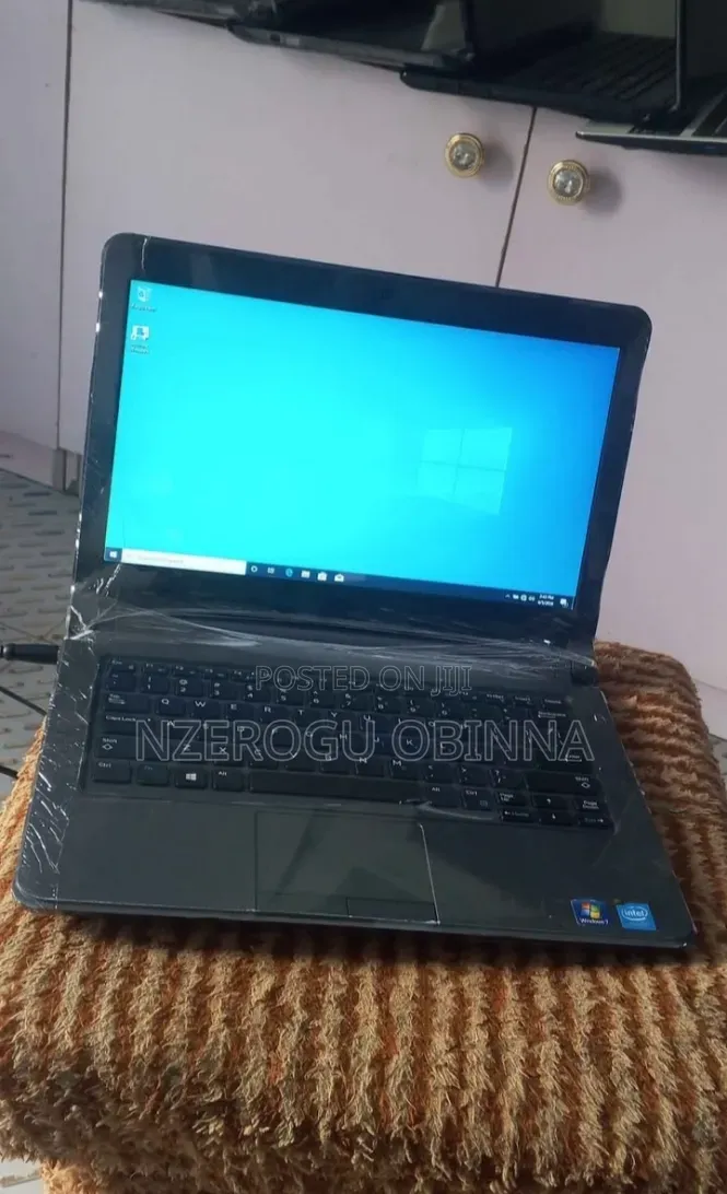 New Laptop Dell Latitude 3340 4GB Intel Core i3 HDD 320GB