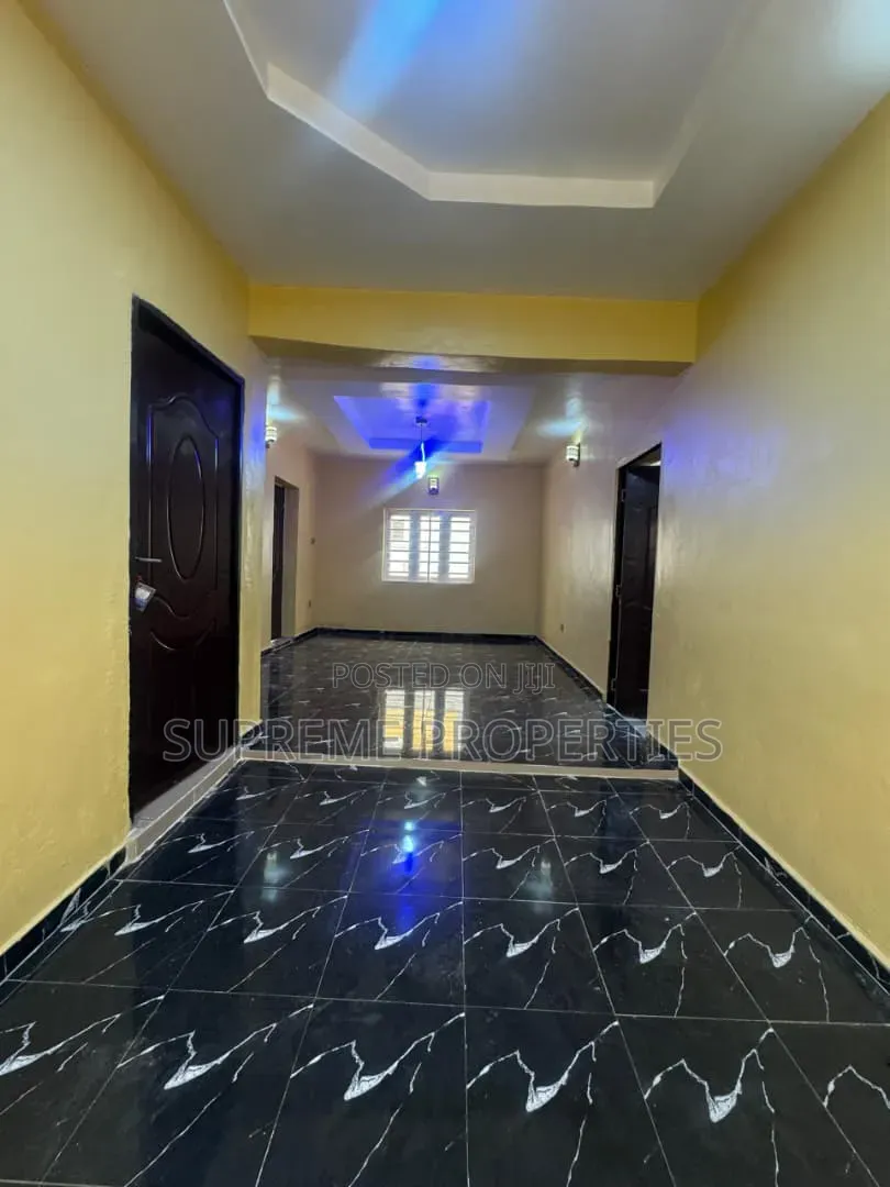 2bdrm Bungalow in Kolapo Ishola Gra, Ibadan for rent